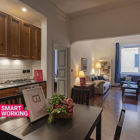Santa Chiara Apartment By Wonderful Italy เจนัว ภายนอก รูปภาพ